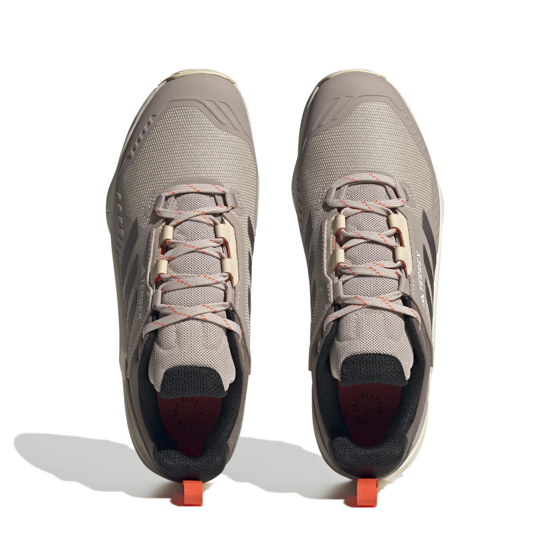 Sapatos para caminhadas adidas Terrex Swift R3