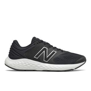 Sapatos New Balance 520v7