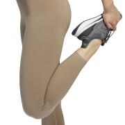 Pernas de mulher adidas Yoga Luxe Studio 7/8